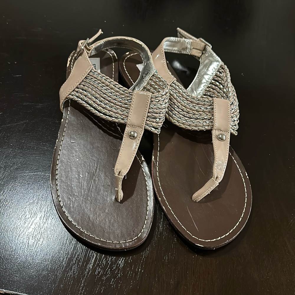 Steve Madden Patent Leather Tan & Silver Braided Thong Sandal
